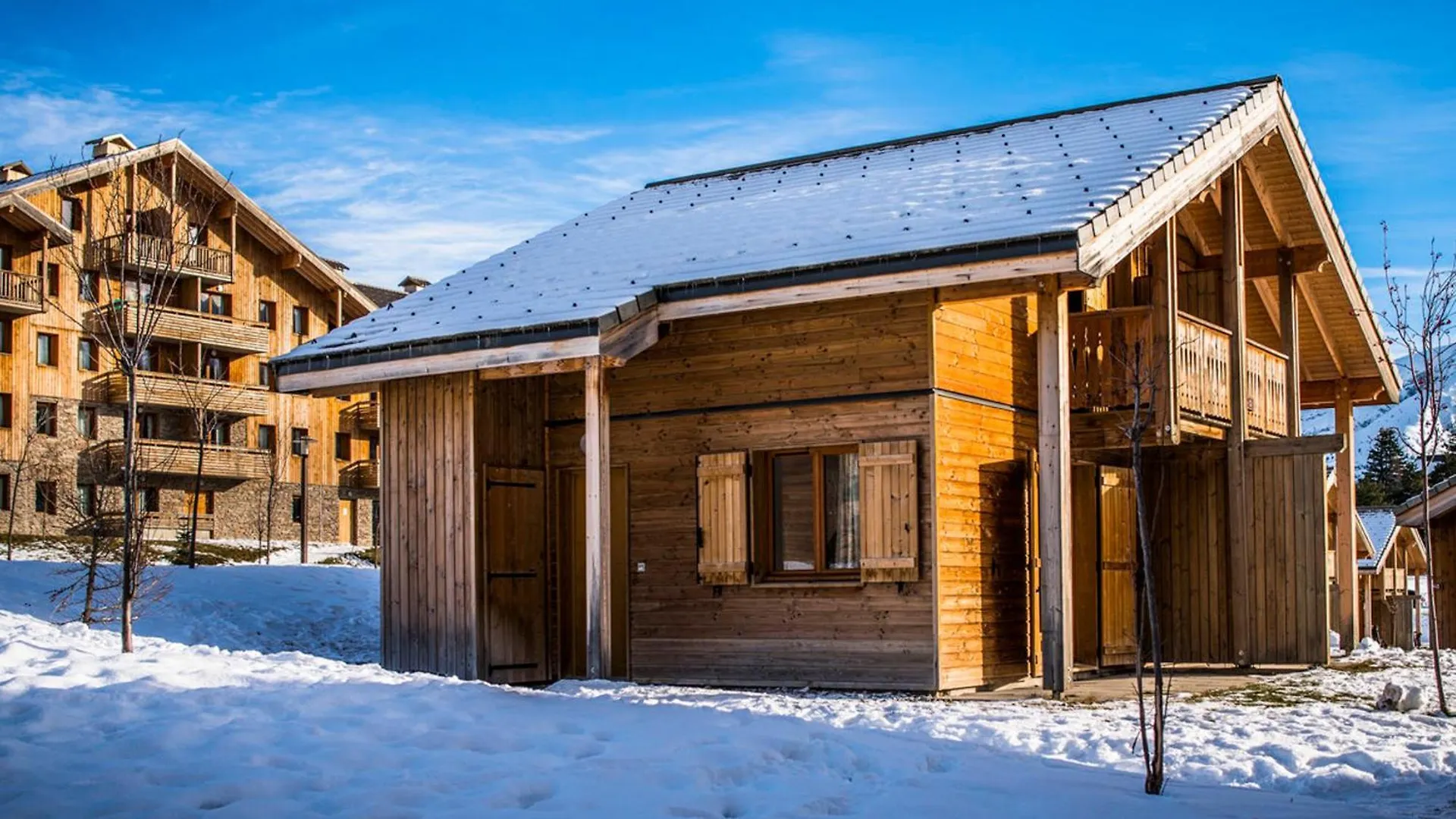 Chalet Mitoyen Duplex Avec Piscine Couverte, A 300M Des Pistes A Superdevoluy - Fr-1-504-491